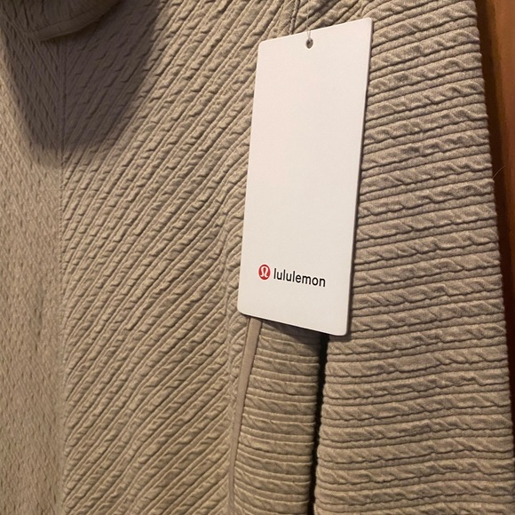 Lululemon On Repeat Dress - Picture 13 of 15